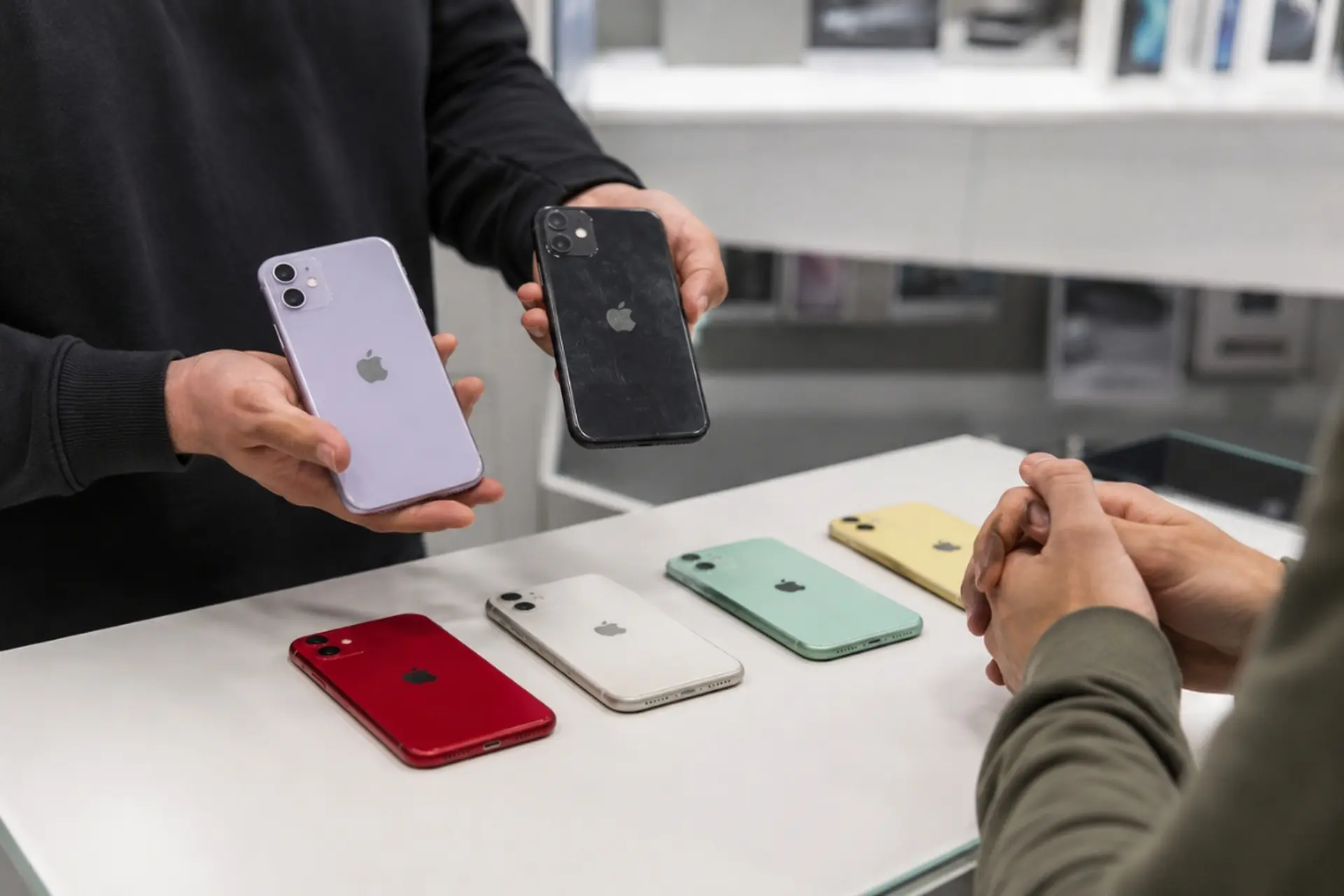 iPhone 11 thường giá bao nhiêu 2026? Những lưu ý trước khi mua